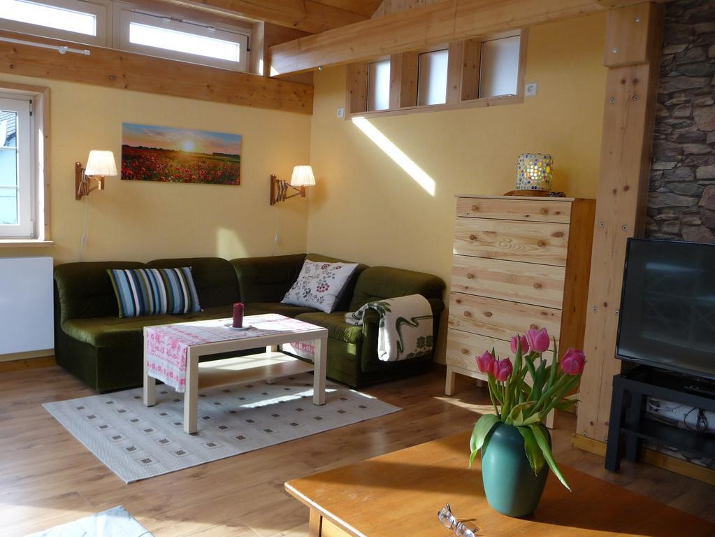 Ferienhaus Gartenblick Dierdorf エクステリア 写真